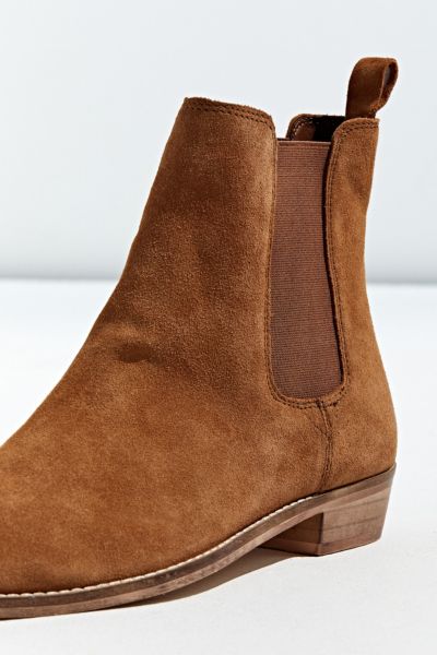 uo dress chelsea boot