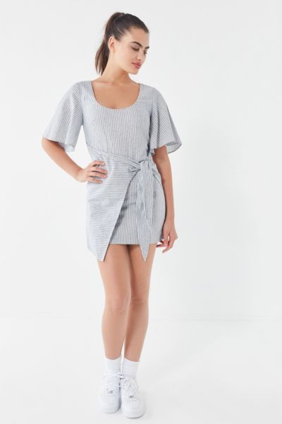 urban outfitters white wrap dress