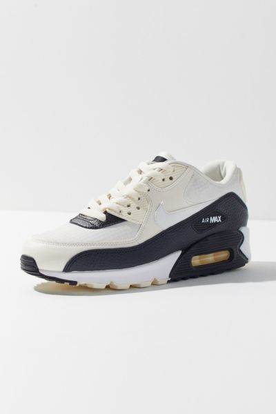 nike air max urban outfitters