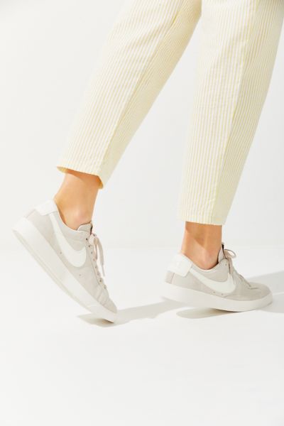 nike suede sneakers womens