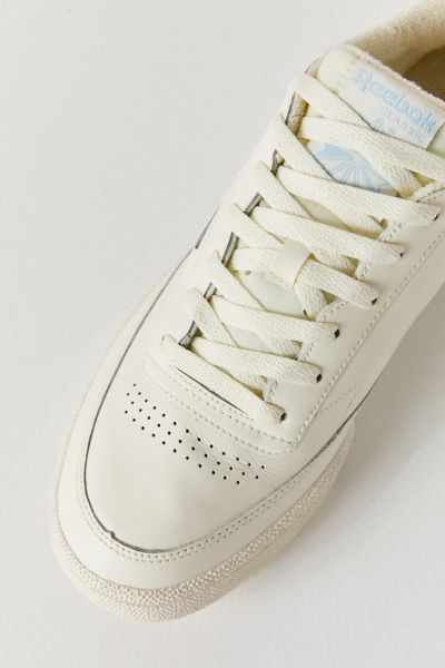 urban outfitters reebok club c