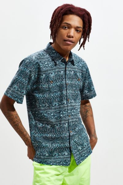 Patagonia Backstep Short Sleeve Button-Down Shirt | Urban Outfitters