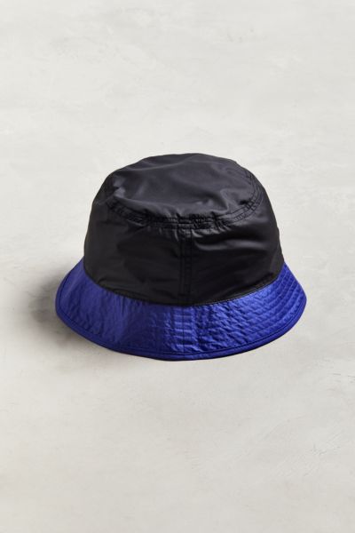 north face reversible bucket hat