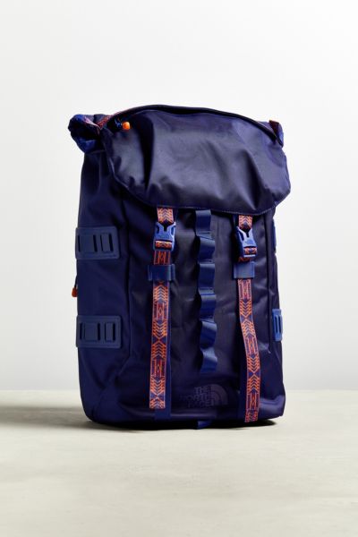the north face lineage ruck 23l