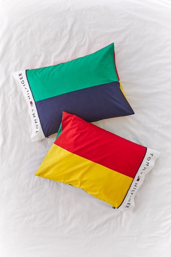 Tommy Hilfiger Uo Exclusive Colorblock Pillowcase Set Urban