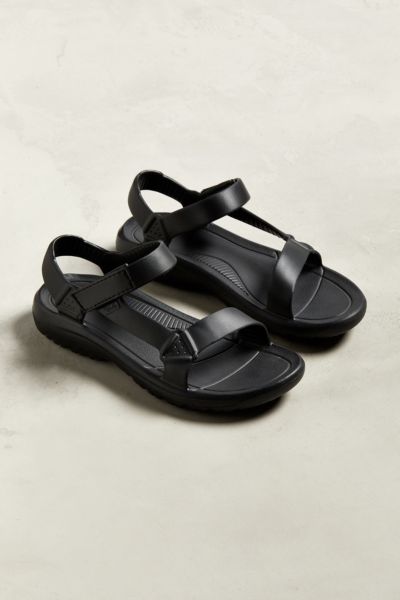 teva hurricane drift black sandals