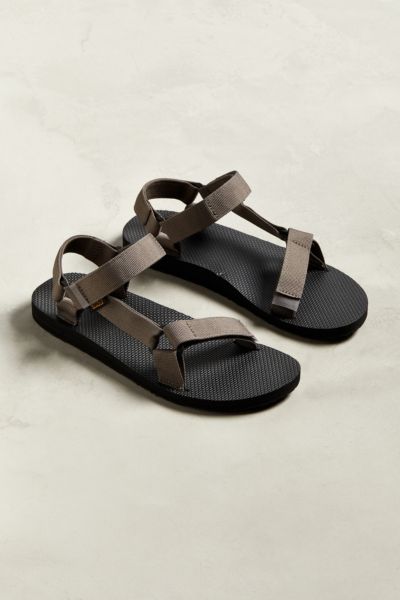 teva sandals arch support