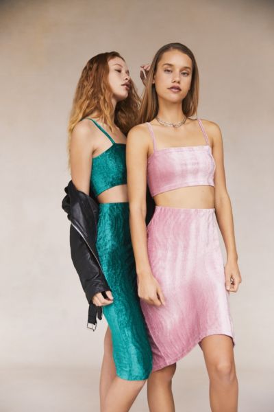 pink skirt urban outfitters
