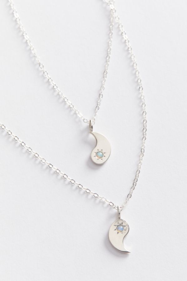 Merewif Yin + Yang BFF Necklace Set | Urban Outfitters