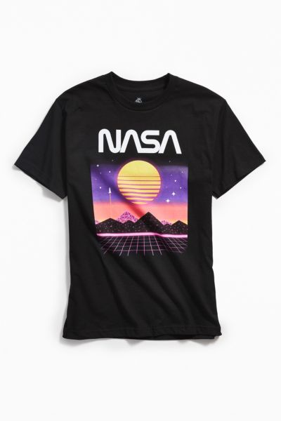 urban outfitters nasa shirt