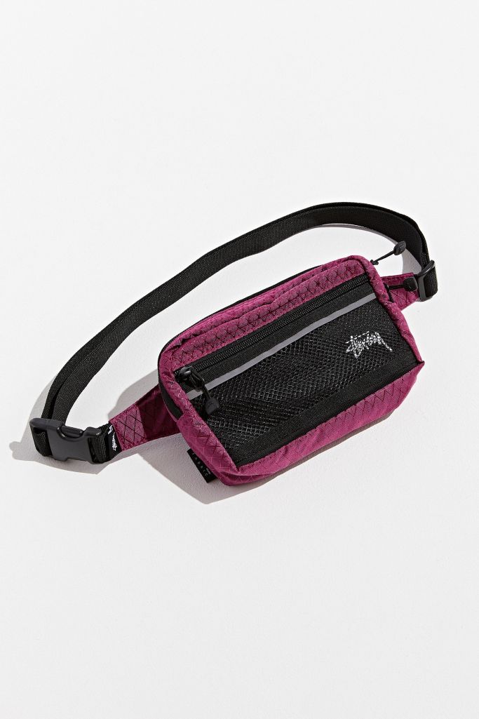 Stussy Diamond Ripstop Sling Bag | Urban Outfitters