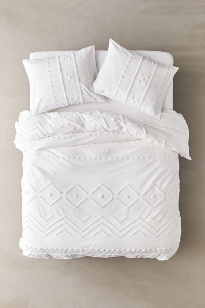 white tufted duvet cover