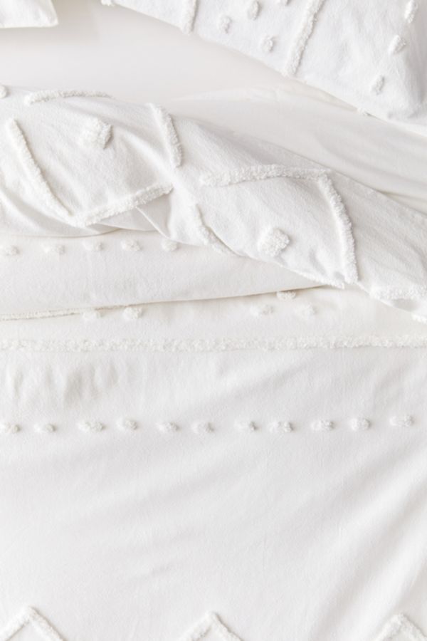 Bomi Tufted Duvet Cover Urban Outfitters