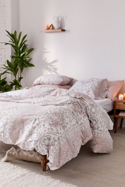 Bedding Sale Duvet Covers Sheets More Urban Outfitters Canada