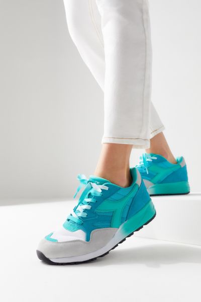 Diadora N902 Speckled Sneaker | Urban Outfitters