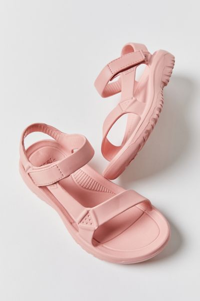 hurricane drift tevas
