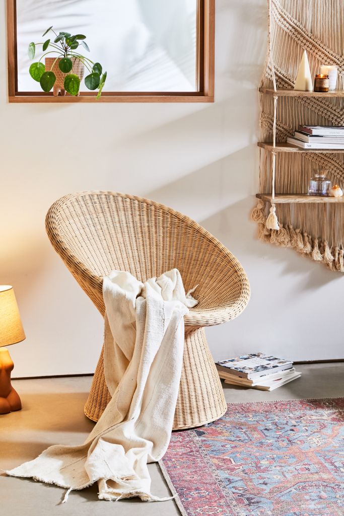 urban outfitters wicker chair