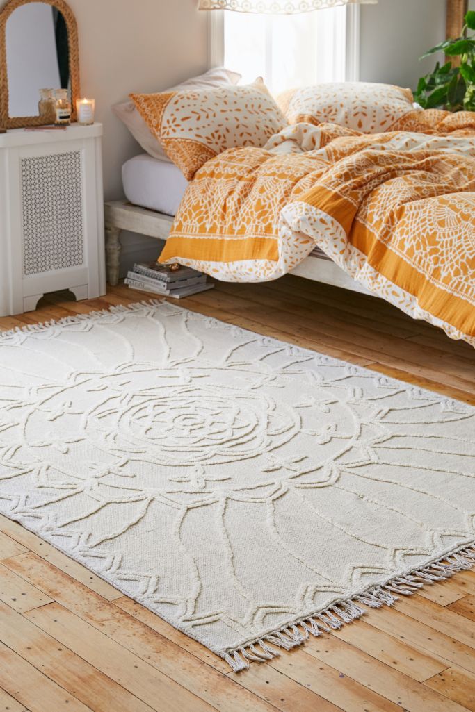 Chloe Tufted Rug Urban Outfitters