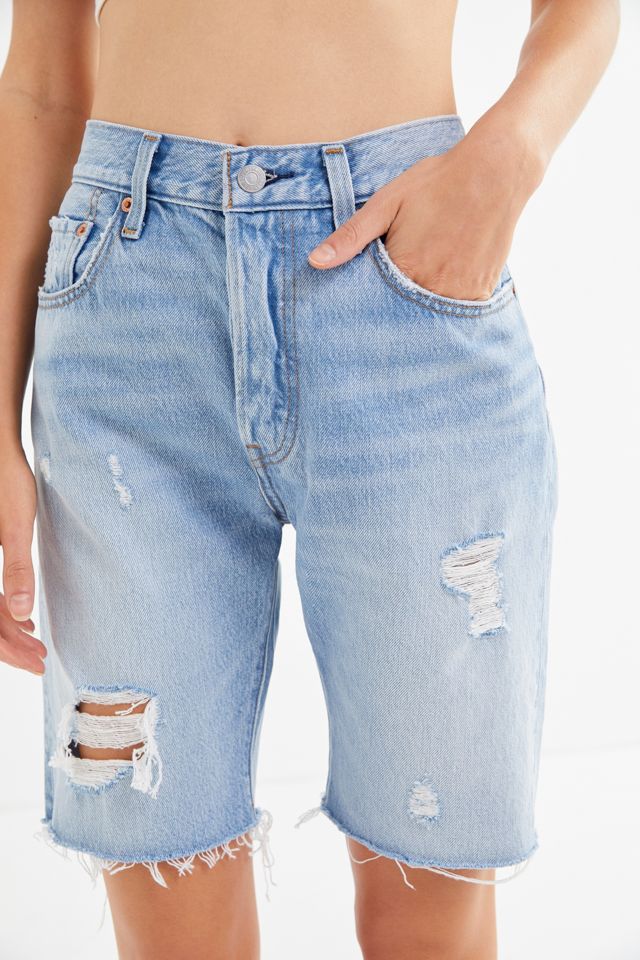 Levi’s 501 Slouch Denim Bermuda Short | Urban Outfitters