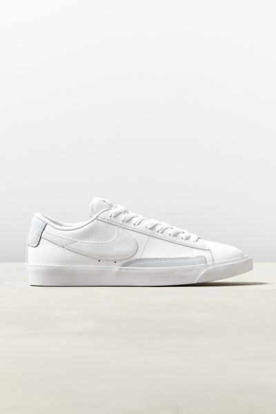 Nike Blazer Low Leather Sneaker | Urban Outfitters