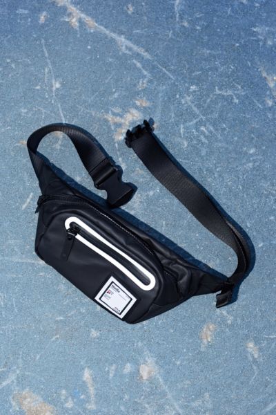 urban outfitters fila bag