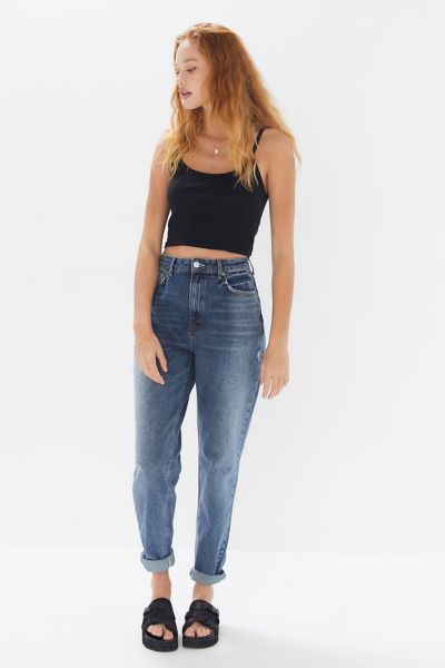 urban outfitters levi mom jeans