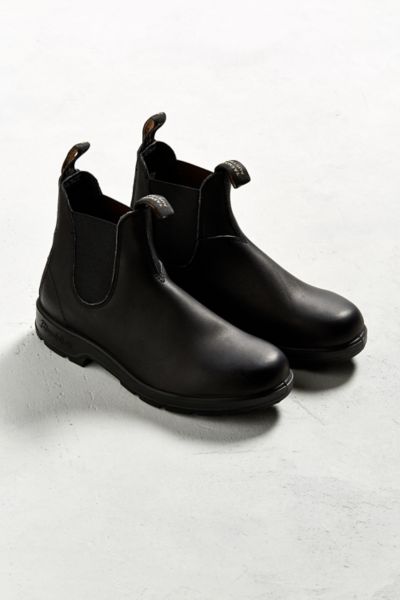 blundstone urban outfitters