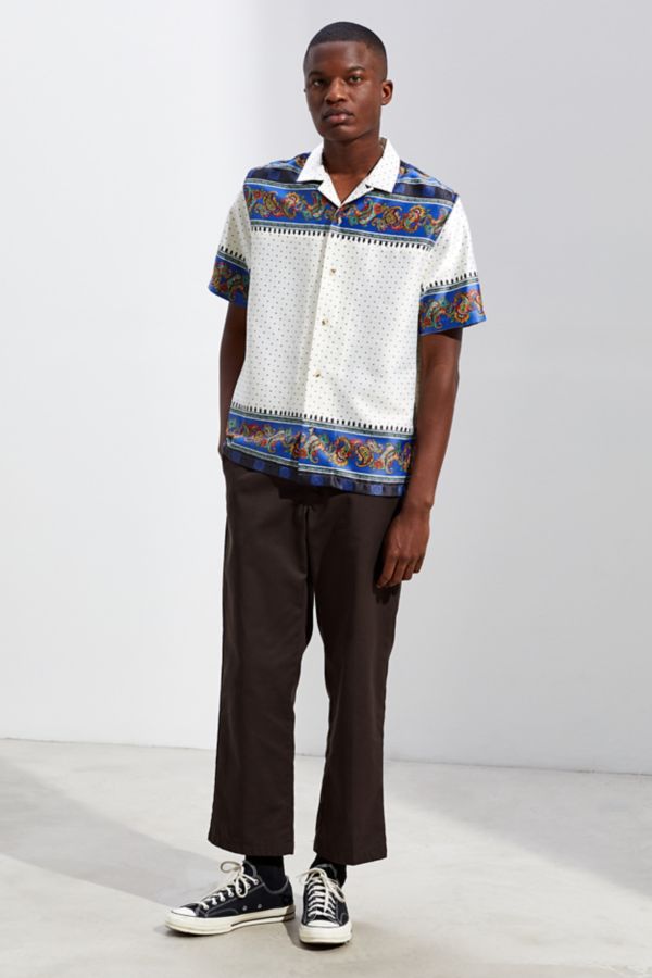 UO Scarf Print Short Sleeve Button-Down Shirt | Urban Outfitters