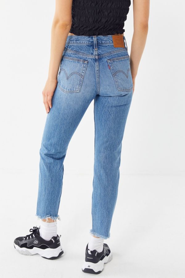 white wedgie levis