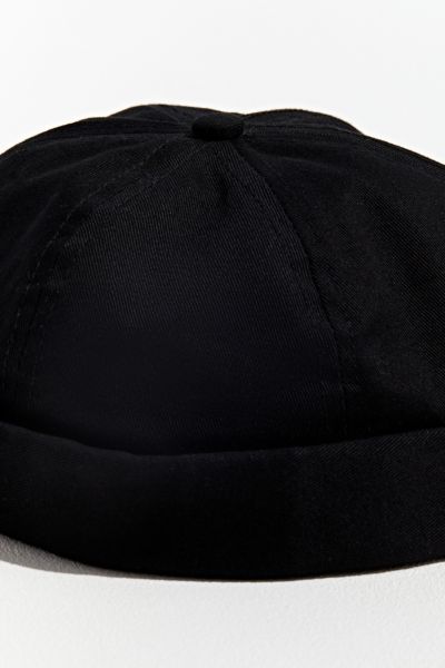 uo docker hat