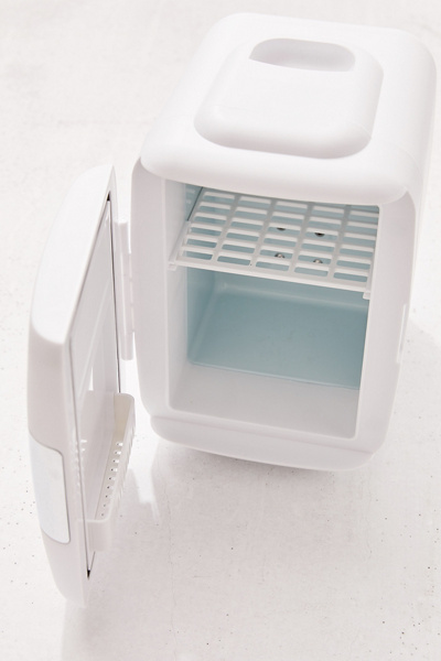 ultra versatile mini fridge