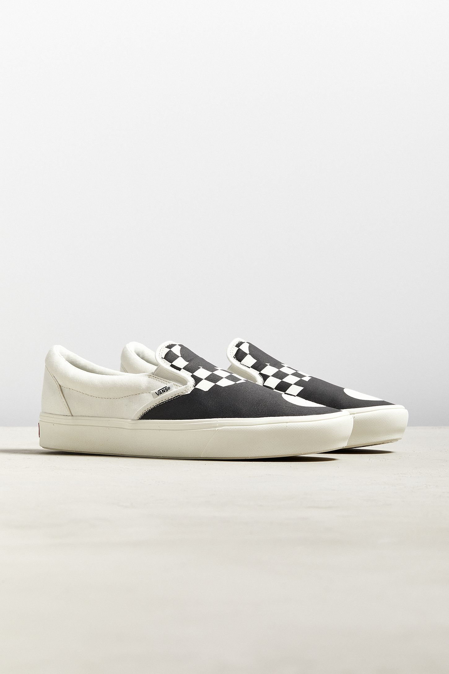 vans slip on comfycush vans slip on comfycush