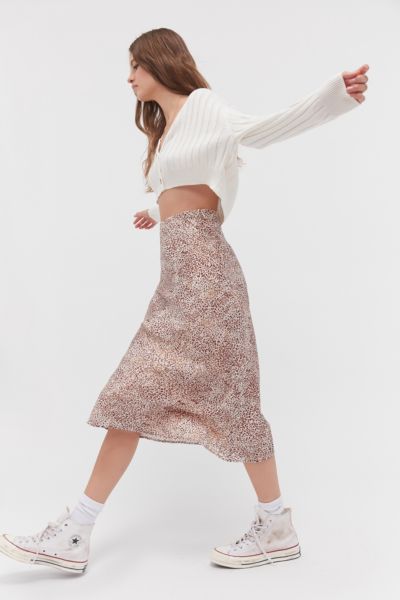 white skirt urban outfitters