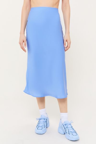 uo rowan satin slip skirt