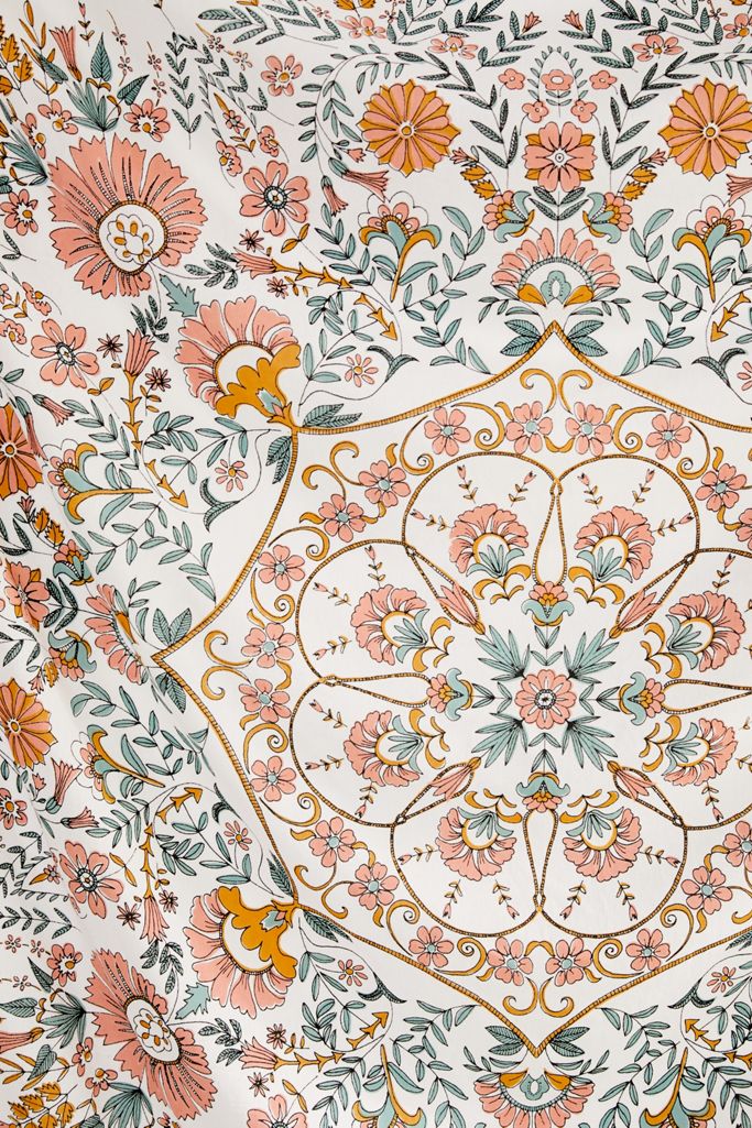 Lara Floral Tapestry Urban Outfitters