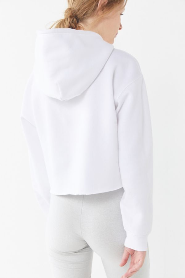 Hello Kitty Cropped Hoodie Sweatshirt | Urban Outfitters