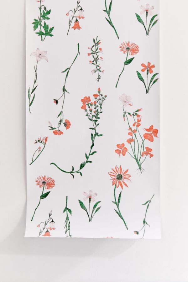 Slide View: 2: Georgina Floral Removable Wallpaper