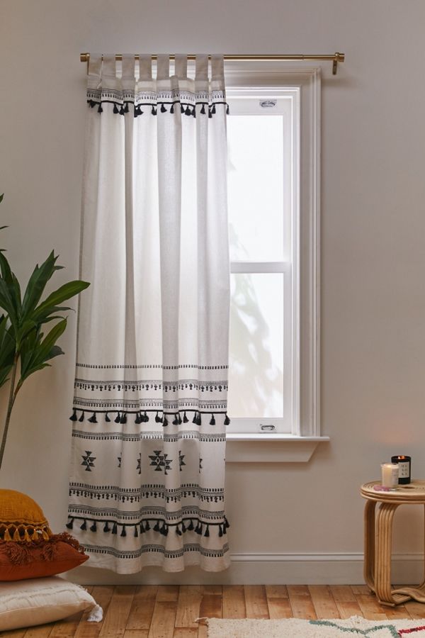 Slide View: 1: Brendy Window Panel
