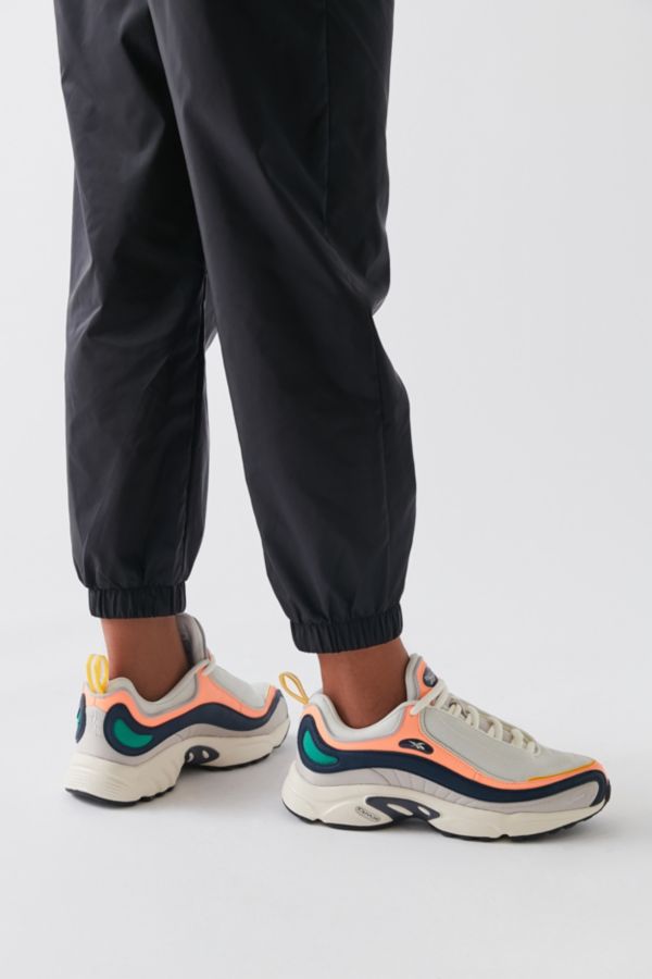 Reebok Daytona DMX Sneaker | Urban Outfitters