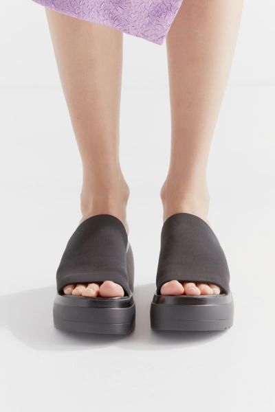 steve madden platform slip on