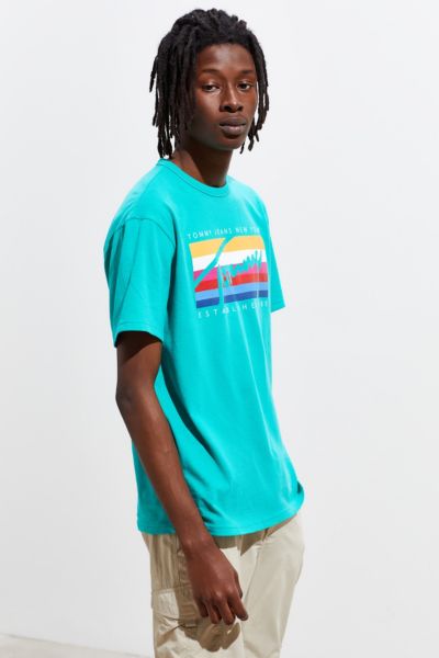 tommy jeans rainbow box tee