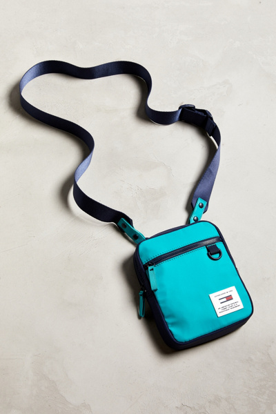 tommy jeans urban tech reporter