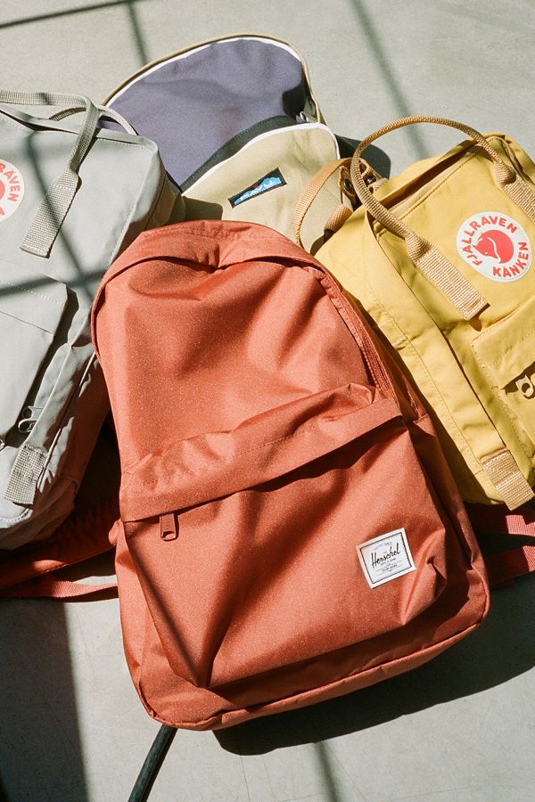 Herschel Supply Co. UO Exclusive Classic MidVolume Light Backpack