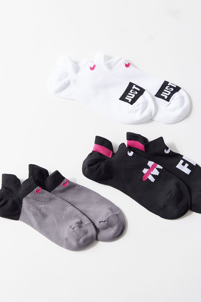 Nike Everyday Plus Lightweight Ankle Sock 3-Pack | Urban Outfitters