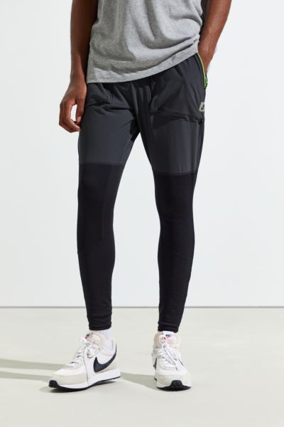 nike essential hybrid pants