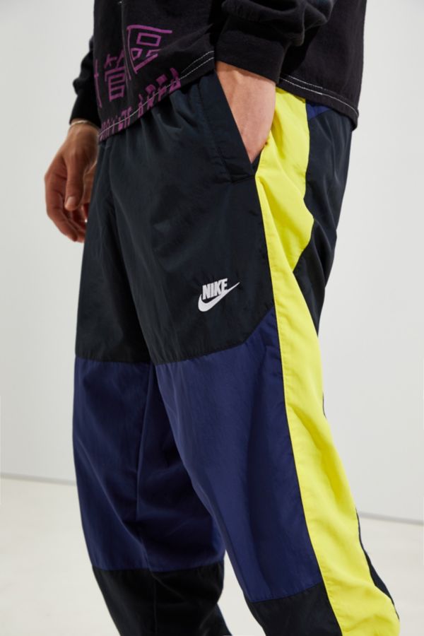 nike reissue woven pants