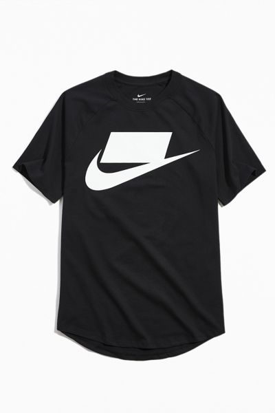 Nike Logo Tee | Urban Outfitters