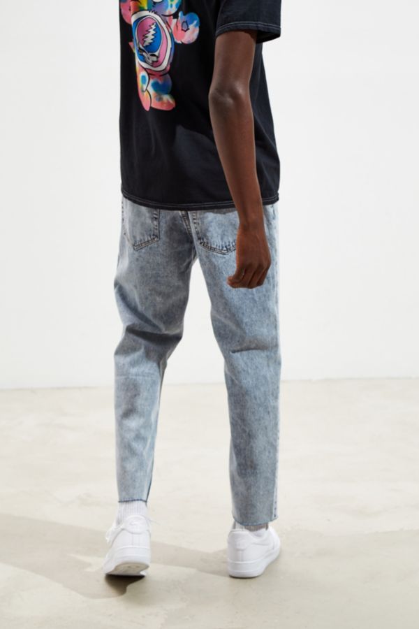 Rolla’s Relaxo Chop Bogan Blue Cropped Jean | Urban Outfitters