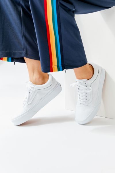 vans old skool platform in white