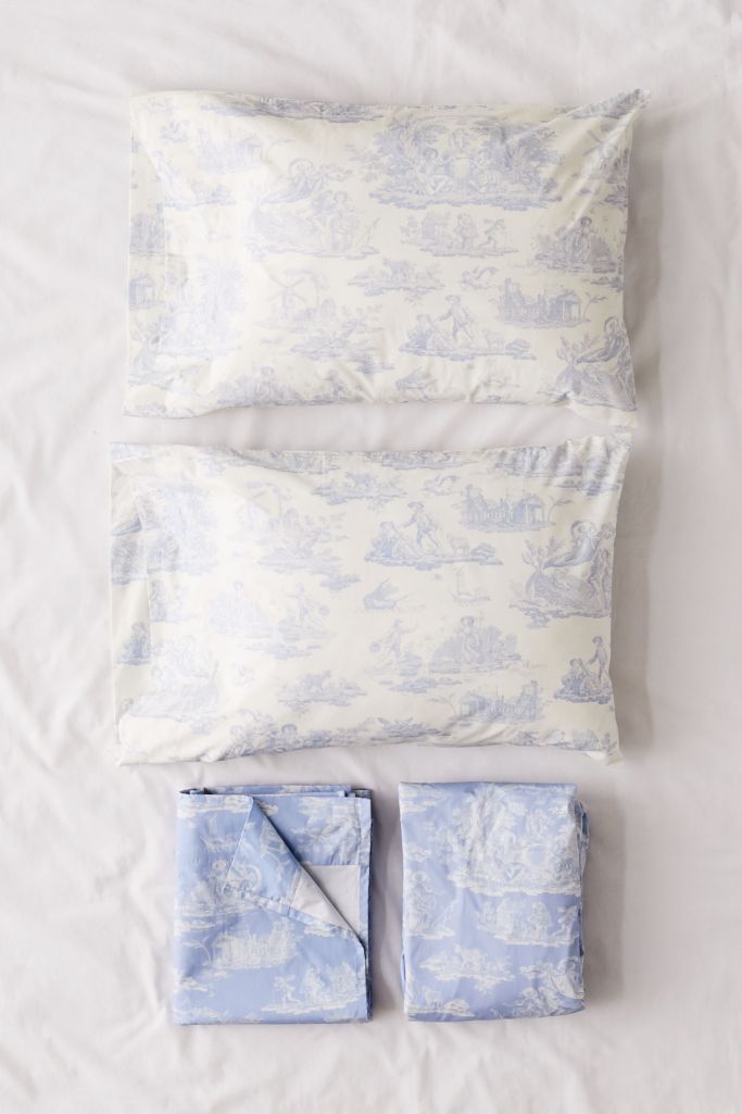 Laura Ashley Uo Exclusive Romance Toile Sheet Set 